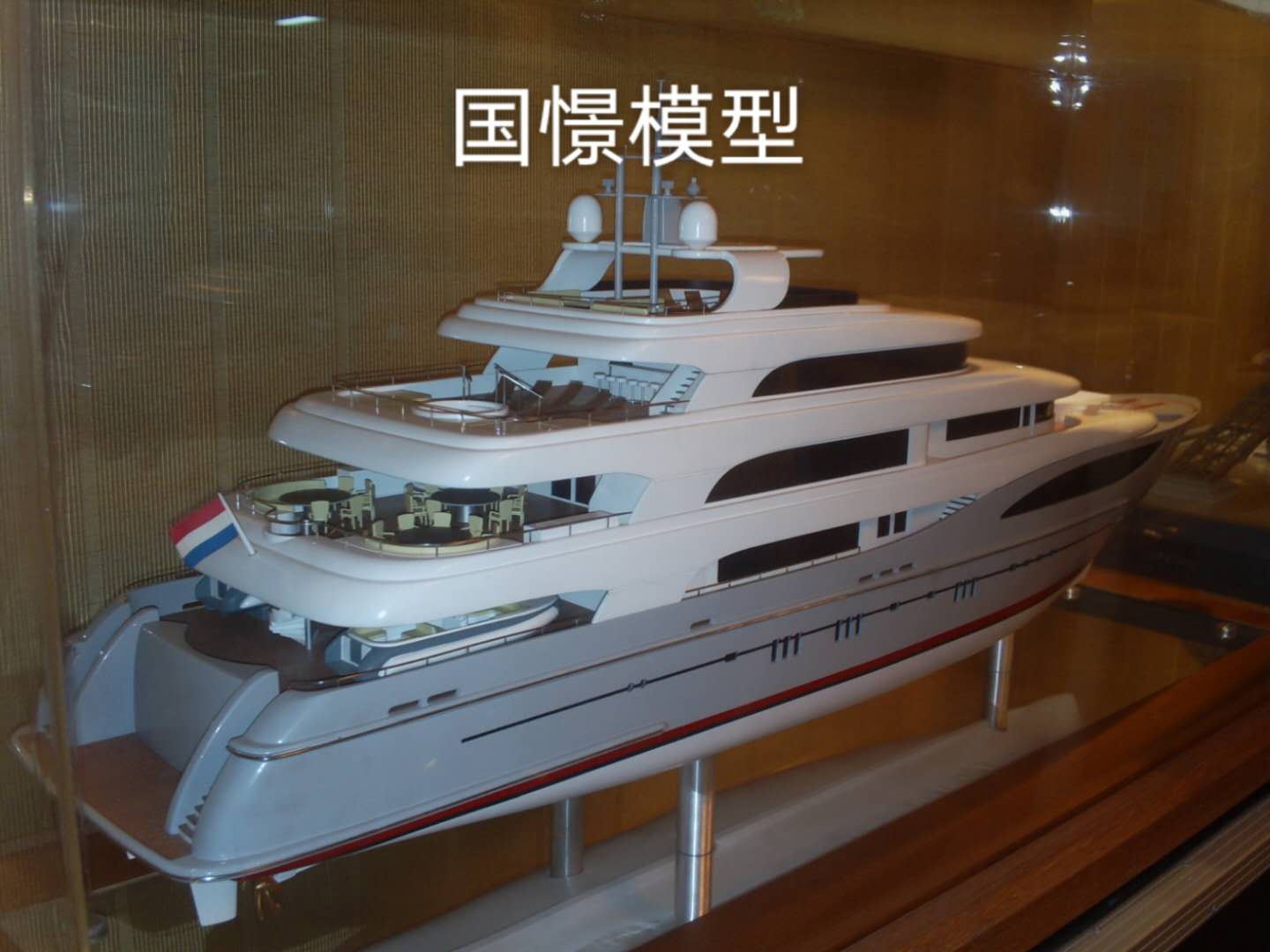 岑巩县船舶模型